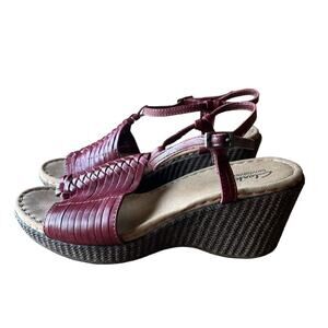Clarks Sandals Bendables Size 10 Red Leather Comfort Basketweave Wedge Platform